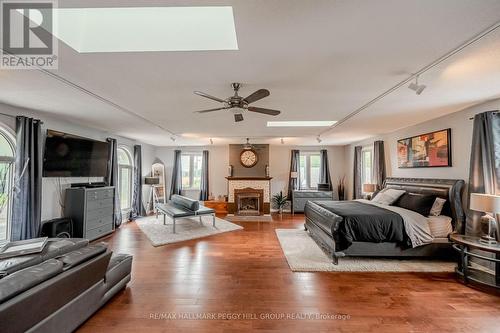 1923 10Th Line, Innisfil, ON - Indoor Photo Showing Other Room With Fireplace