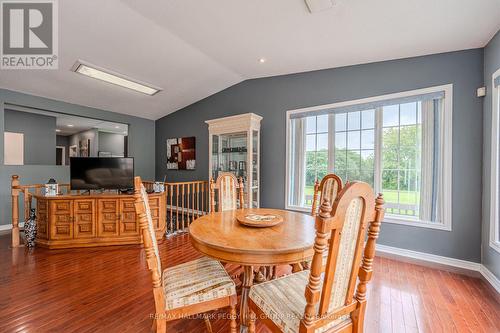 1923 10Th Line, Innisfil, ON - Indoor Photo Showing Dining Room