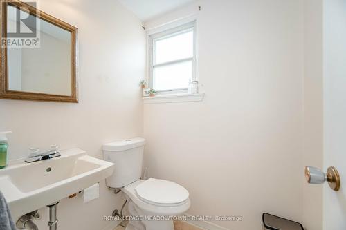 55 Edilou Drive, Toronto (Alderwood), ON - Indoor Photo Showing Bathroom