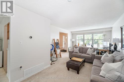 55 Edilou Drive, Toronto (Alderwood), ON - Indoor Photo Showing Living Room