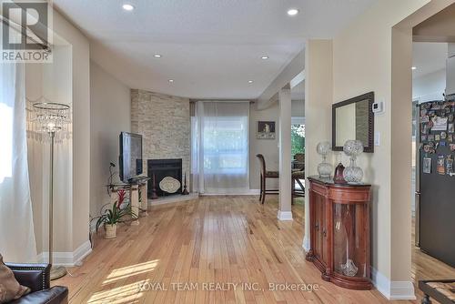 9 Springer Drive, Richmond Hill (Westbrook), ON - Indoor With Fireplace