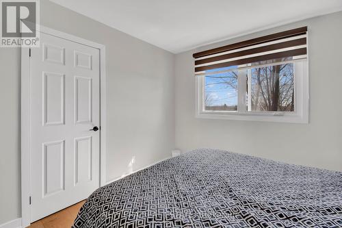 143 Luxury Avenue, Bradford West Gwillimbury (Bradford), ON - Indoor Photo Showing Bedroom