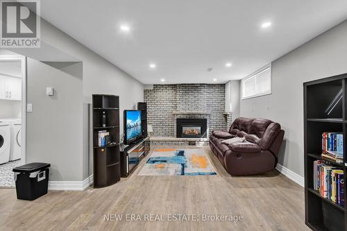 143 Luxury Avenue, Bradford West Gwillimbury (Bradford), ON - Indoor With Fireplace