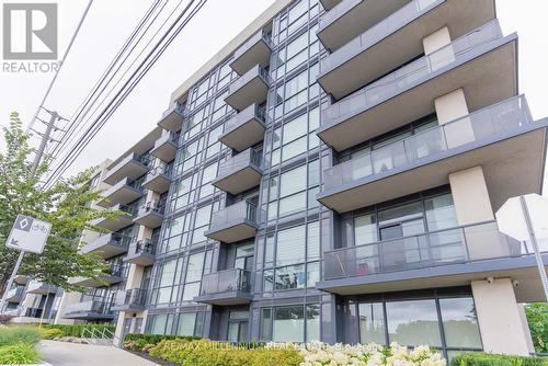 321 - 4700 Highway 7 Road, Vaughan, ON - Outdoor With Balcony