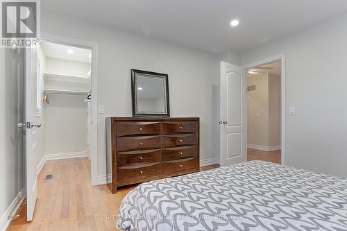 52 Chabad Gate, Vaughan, ON - Indoor Photo Showing Bedroom