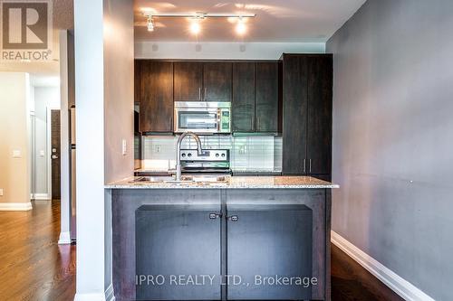 210 - 85 The Donway Way W, Toronto (Banbury-Don Mills), ON - Indoor