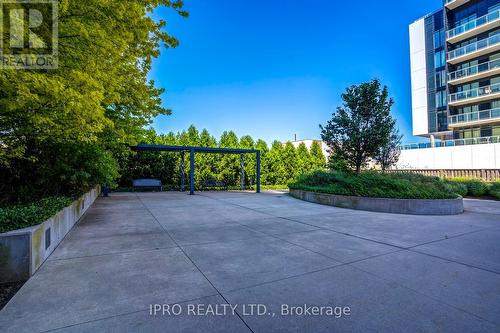 210 - 85 The Donway Way W, Toronto (Banbury-Don Mills), ON - Outdoor