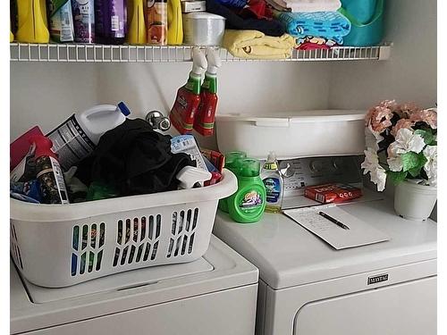 Laundry room - 1718 Rue Notre-Dame-De-Fatima, Laval (Pont-Viau), QC - Indoor Photo Showing Laundry Room