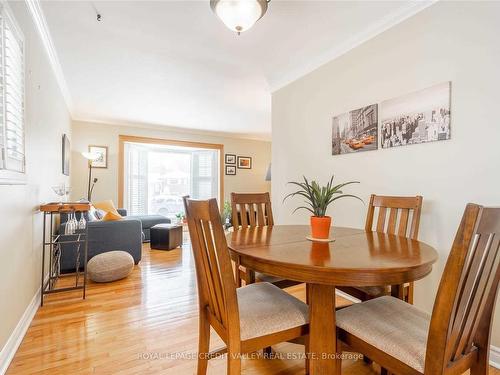 535 Taplow Cres, Oakville, ON - Indoor Photo Showing Dining Room