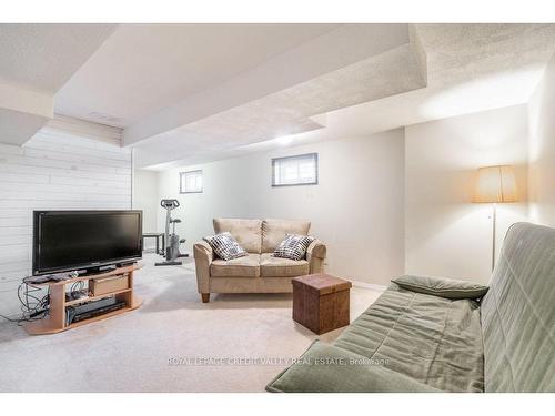 535 Taplow Cres, Oakville, ON - Indoor Photo Showing Basement