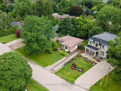 535 Taplow Cres, Oakville, ON - Outdoor