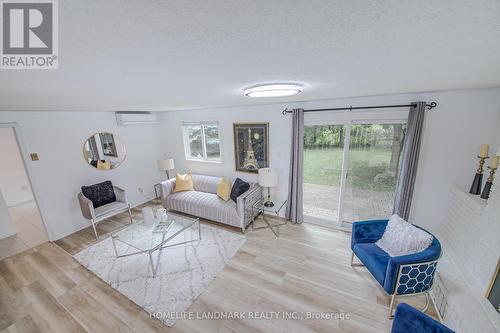 277 Nelson Street, Barrie (Grove East), ON - Indoor Photo Showing Living Room