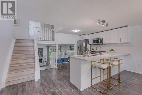 277 Nelson Street, Barrie (Grove East), ON - Indoor Photo Showing Kitchen