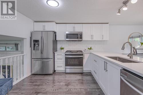 277 Nelson Street, Barrie (Grove East), ON - Indoor Photo Showing Kitchen With Upgraded Kitchen