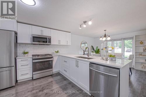 277 Nelson Street, Barrie (Grove East), ON - Indoor Photo Showing Kitchen With Upgraded Kitchen