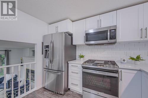 277 Nelson Street, Barrie (Grove East), ON - Indoor Photo Showing Kitchen