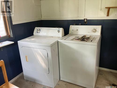 314 6Th Avenue E, Nipawin, SK - Indoor Photo Showing Laundry Room