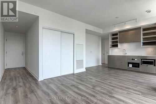 1002 - 20 Edward Street, Toronto (Bay Street Corridor), ON - Indoor Photo Showing Kitchen