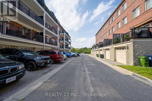 23 - 669D Warden Avenue, Toronto (Clairlea-Birchmount), ON - Outdoor With Balcony