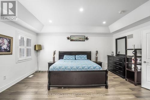 28 Clockwork Drive, Brampton (Northwest Brampton), ON - Indoor Photo Showing Bedroom