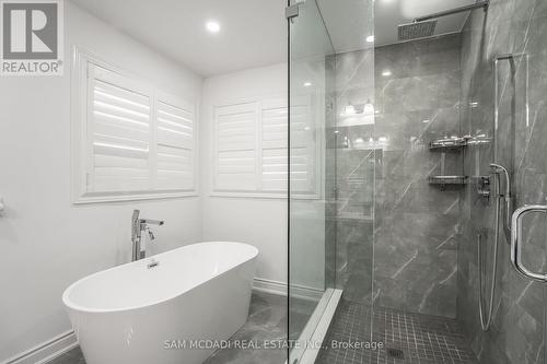 28 Clockwork Drive, Brampton (Northwest Brampton), ON - Indoor Photo Showing Bathroom