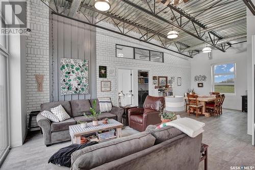 Auction Mart Road Acreage, Corman Park Rm No. 344, SK - Indoor Photo Showing Living Room