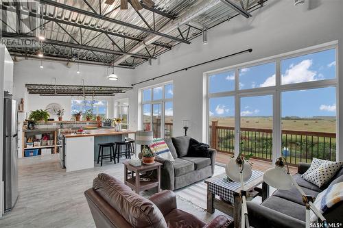 Auction Mart Road Acreage, Corman Park Rm No. 344, SK - Indoor Photo Showing Living Room