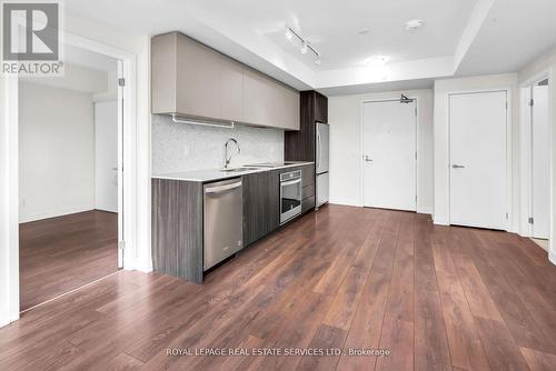 503 - 2 Sonic Way, Toronto (Flemingdon Park), ON - Indoor Photo Showing Kitchen