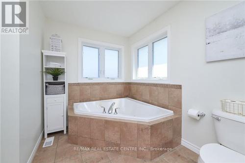 47 Healey Street, Centre Wellington (Elora/Salem), ON - Indoor Photo Showing Bathroom