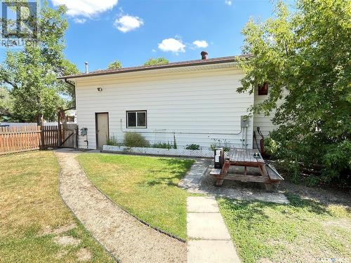 202 Hood Street, Maple Creek, SK - Outdoor