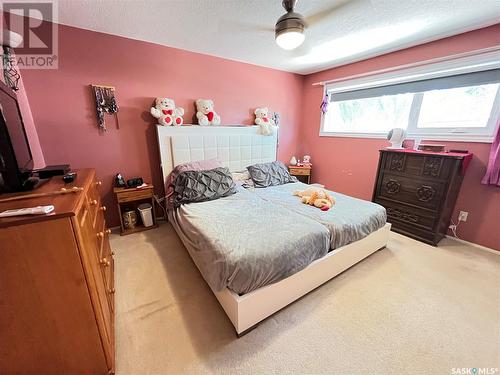 202 Hood Street, Maple Creek, SK - Indoor Photo Showing Bedroom