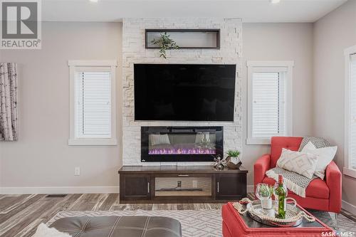 267 Baltzan Boulevard, Saskatoon, SK - Indoor Photo Showing Living Room With Fireplace