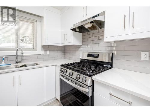 245 Adventure Road, Kelowna, BC - Indoor Photo Showing Kitchen With Stainless Steel Kitchen With Double Sink With Upgraded Kitchen