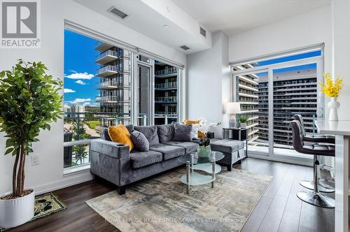 1611 - 2560 Eglinton Avenue W, Mississauga (Central Erin Mills), ON - Indoor Photo Showing Living Room