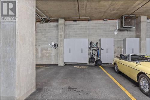 15 St Andrew Street Unit#1205, Brockville, ON - Indoor Photo Showing Garage