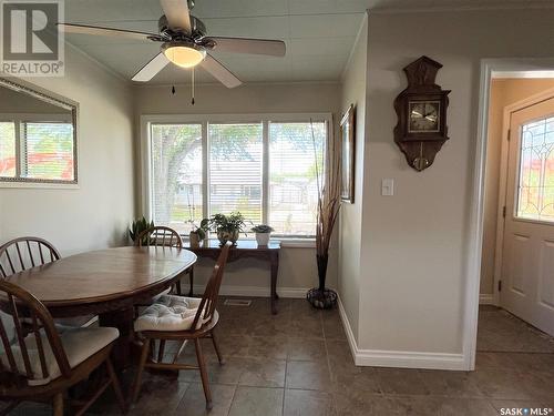 1320 6Th Avenue N, Saskatoon, SK - Indoor Photo Showing Dining Room