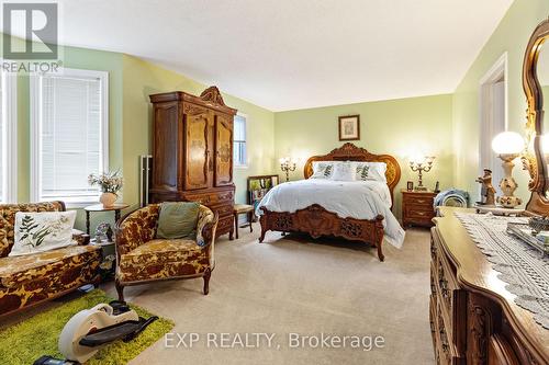 56 Cartwright Drive N, Barrie (Cundles East), ON - Indoor Photo Showing Bedroom