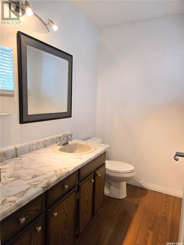 230 Ash Street, Outlook, SK - Indoor Photo Showing Bathroom