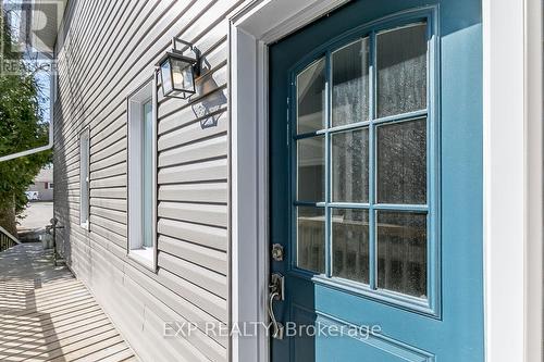 3152 Mosley Street, Wasaga Beach, ON - Outdoor With Exterior