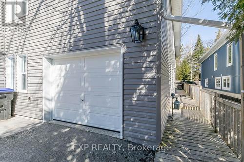 3152 Mosley Street, Wasaga Beach, ON - Outdoor