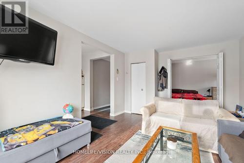 78 Front Street S, Orillia, ON - Indoor Photo Showing Living Room