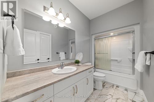 151 Cherrywood Parkway, Greater Napanee, ON - Indoor Photo Showing Bathroom