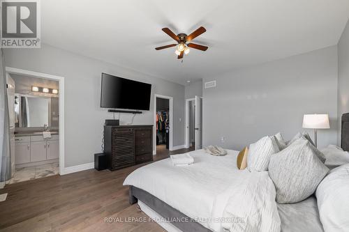 151 Cherrywood Parkway, Greater Napanee, ON - Indoor Photo Showing Bedroom