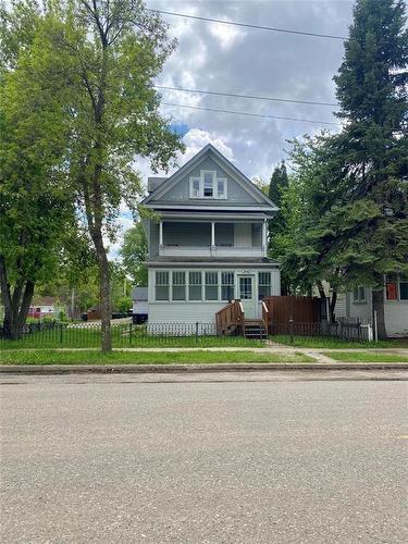 1528 Lorne Avenue, Brandon, MB - Outdoor With Facade