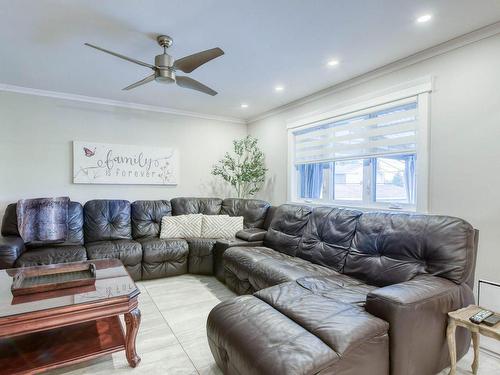 Family room - 175  - 181 Boul. Dagenais E., Laval (Vimont), QC - Indoor Photo Showing Living Room