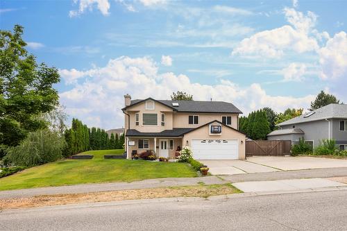 245 Moubray Road, Kelowna, BC - Outdoor