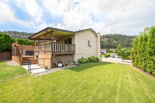 245 Moubray Road, Kelowna, BC - Outdoor