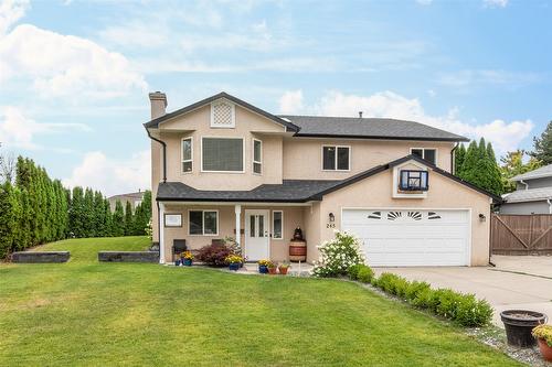 245 Moubray Road, Kelowna, BC - Outdoor