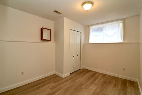 245 Moubray Road, Kelowna, BC - Indoor Photo Showing Other Room