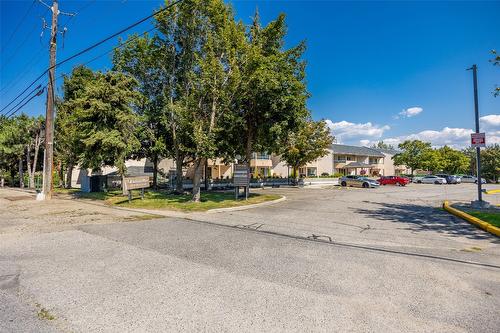 204-265 Snowsell Street, Kelowna, BC - Outdoor